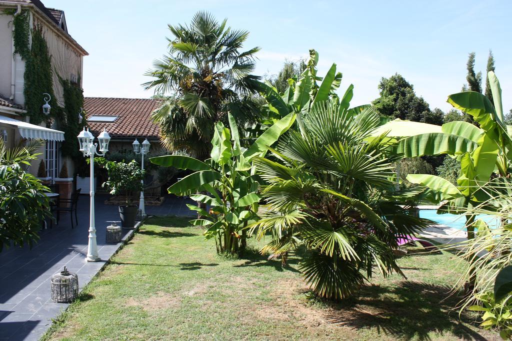 Le Domaine De La Lezardiere B&B Espiet Exterior photo