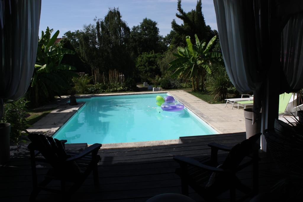 Le Domaine De La Lezardiere B&B Espiet Exterior photo