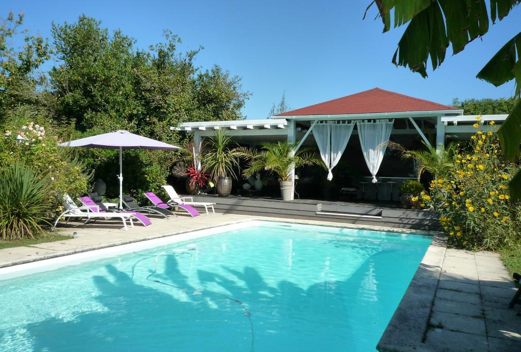 Le Domaine De La Lezardiere B&B Espiet Exterior photo