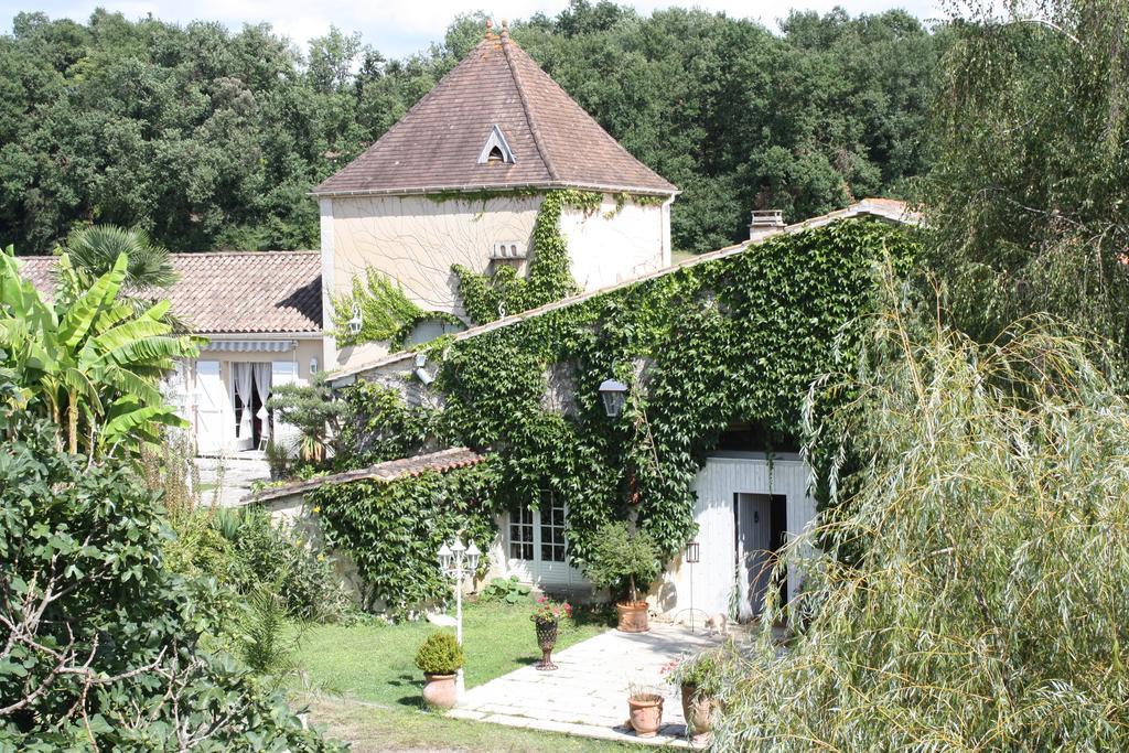 Le Domaine De La Lezardiere B&B Espiet Exterior photo